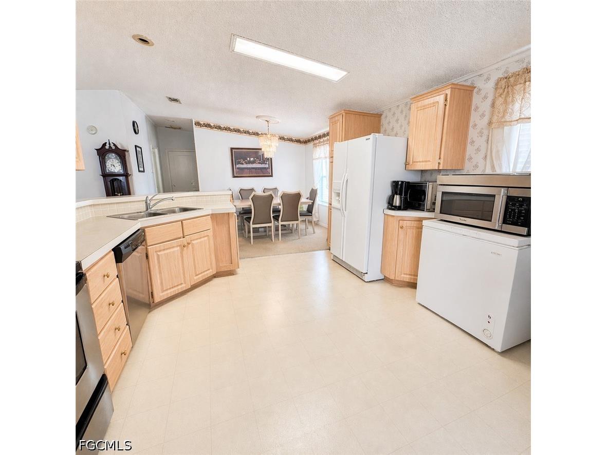 2520 Brownell Court North Fort Myers FL 33917 2026018473 image7