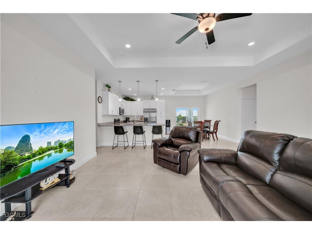 2520 Diplomat Parkway W Cape Coral FL 33993 2025003219 image15