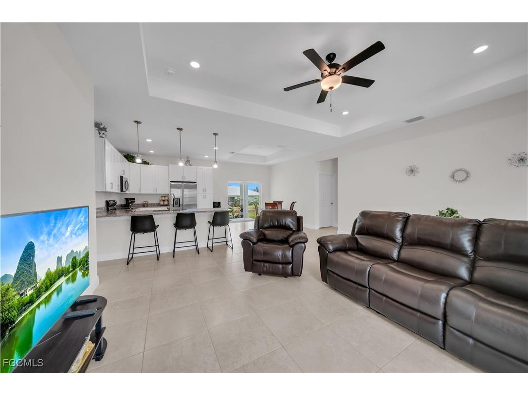 2520 Diplomat Parkway W Cape Coral FL 33993 2025003219 image16