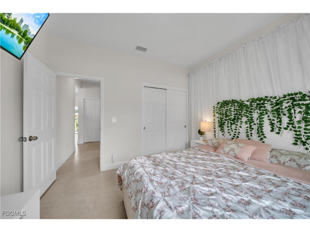 2520 Diplomat Parkway W Cape Coral FL 33993 2025003219 image22