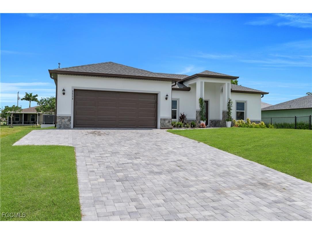 2520 Diplomat Parkway W Cape Coral FL 33993 2025003219 image3