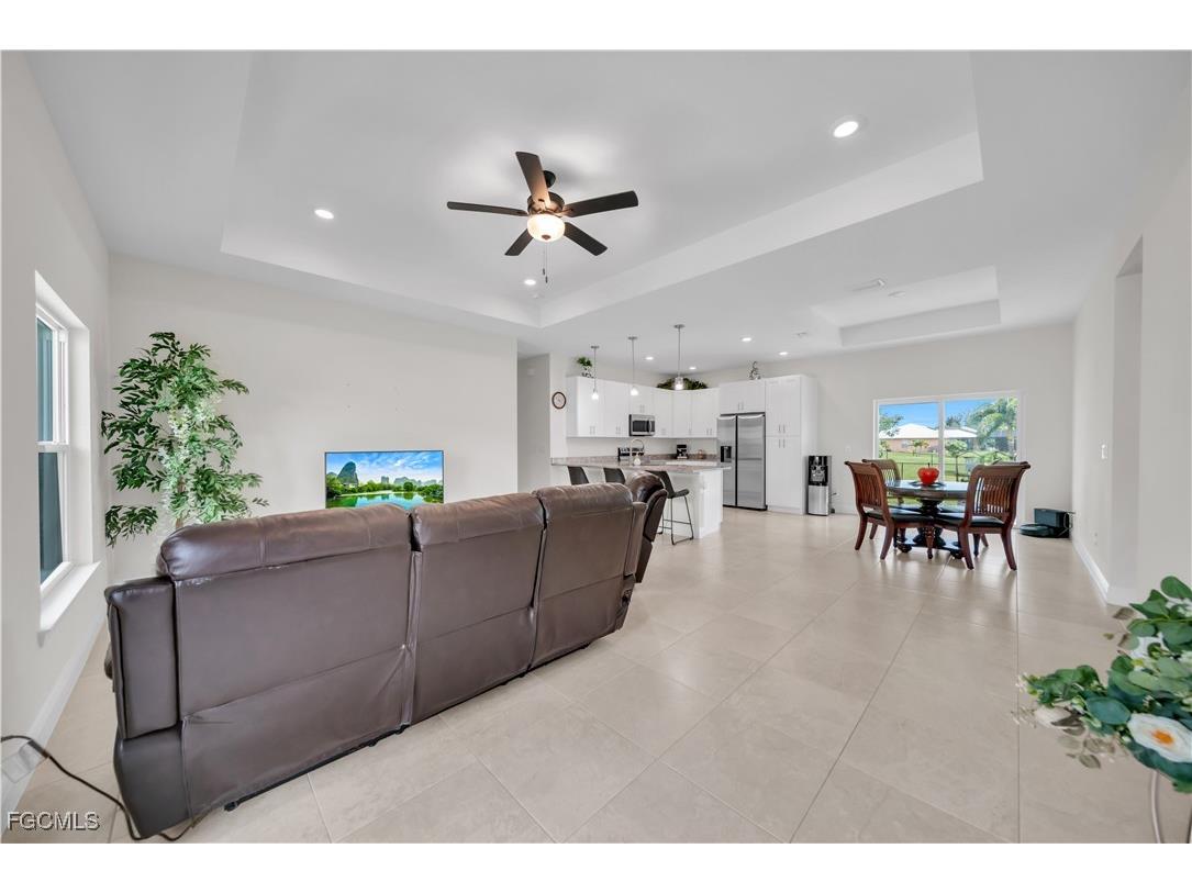 2520 Diplomat Parkway W Cape Coral FL 33993 2025003219 image7