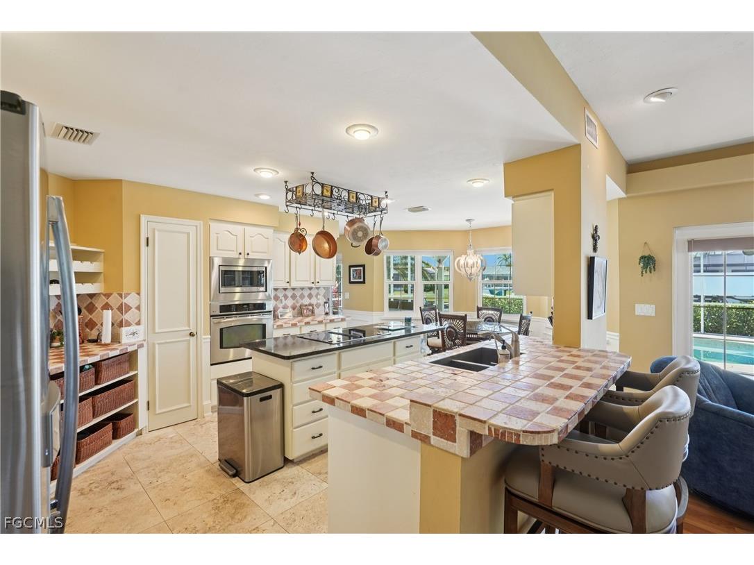 2520 SE 20th Place Cape Coral FL 33904 2026013863 image10