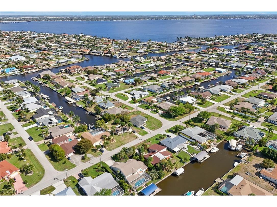 2520 SE 20th Place Cape Coral FL 33904 2026013863 image34