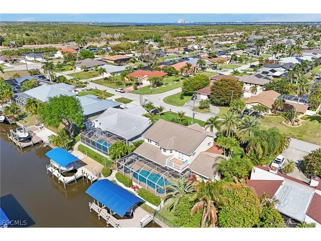 2520 SE 20th Place Cape Coral FL 33904 2026013863 image35