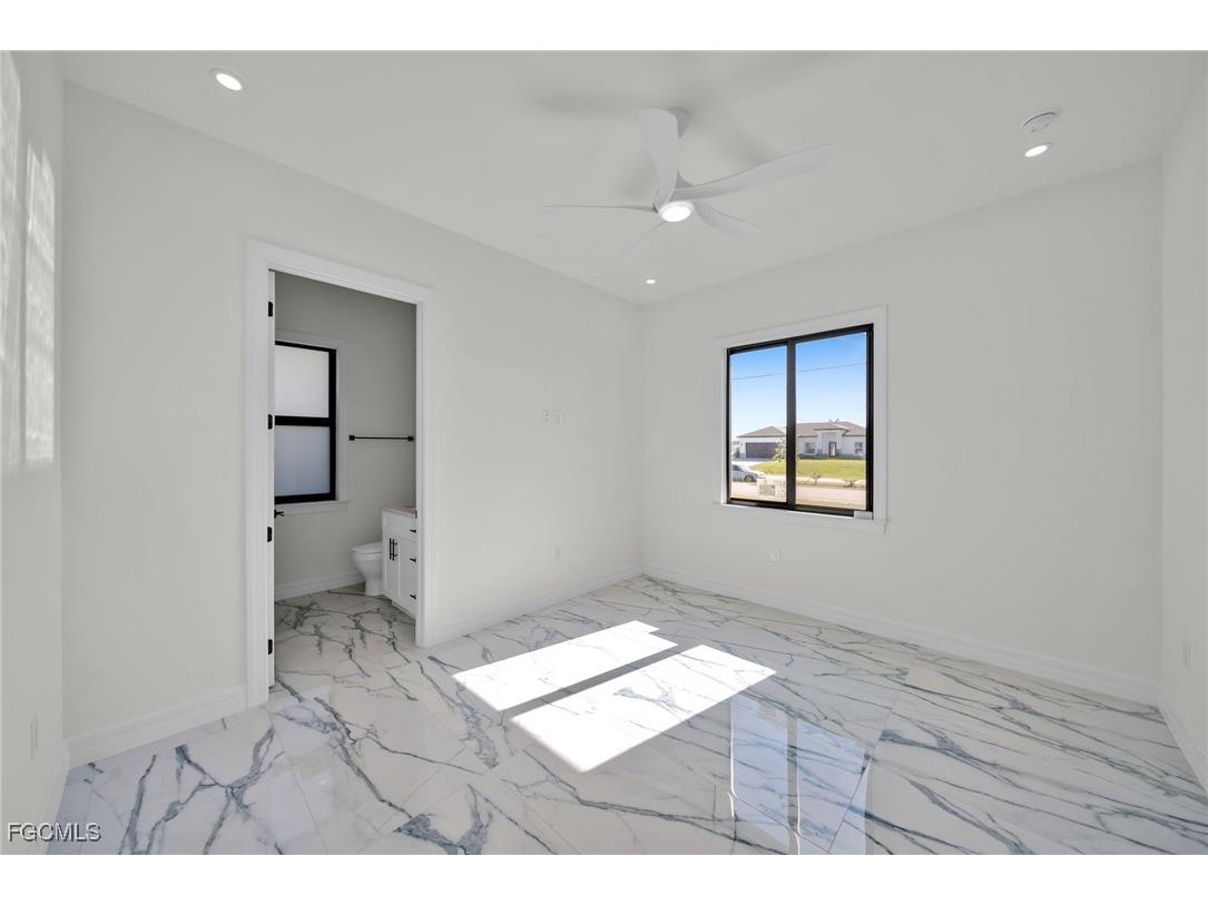 2521 Diplomat Parkway W Cape Coral FL 33993 2025022914 image19