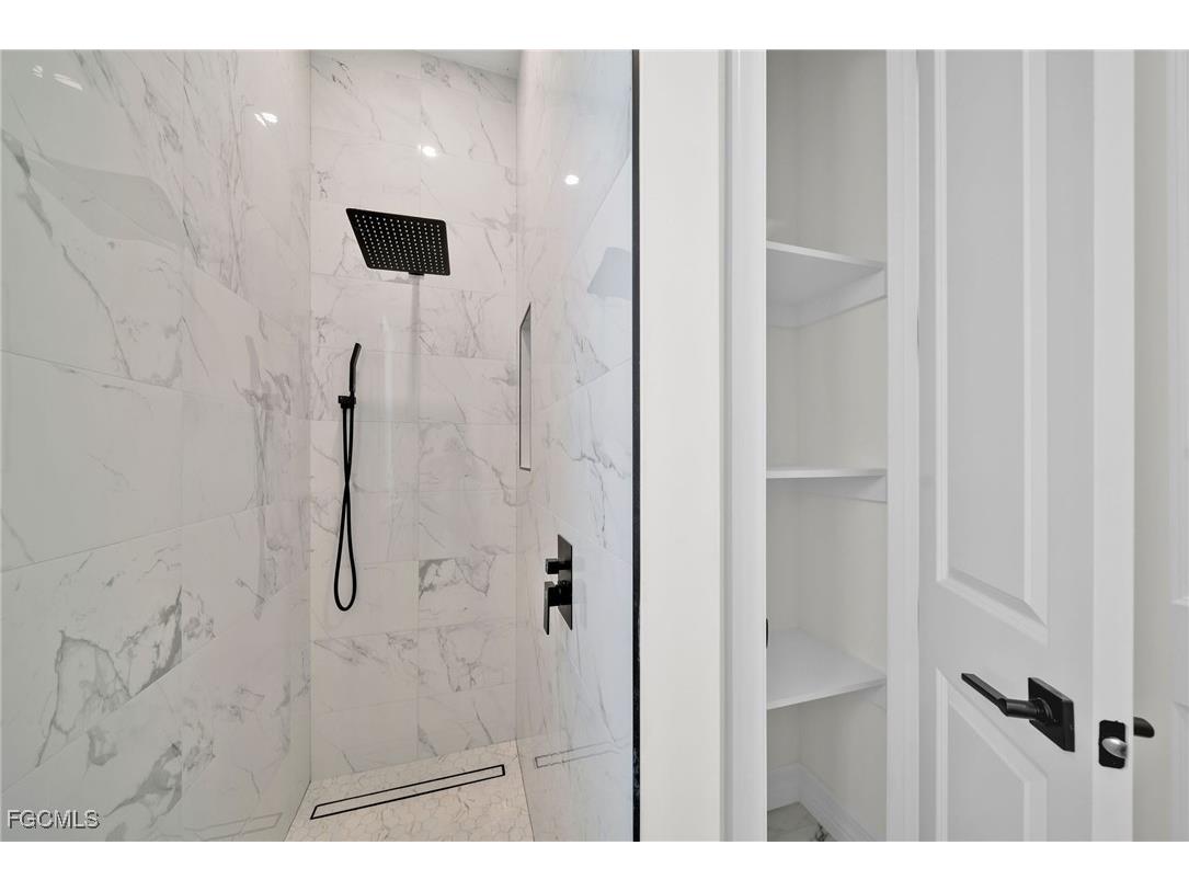 2521 Diplomat Parkway W Cape Coral FL 33993 2025022914 image26