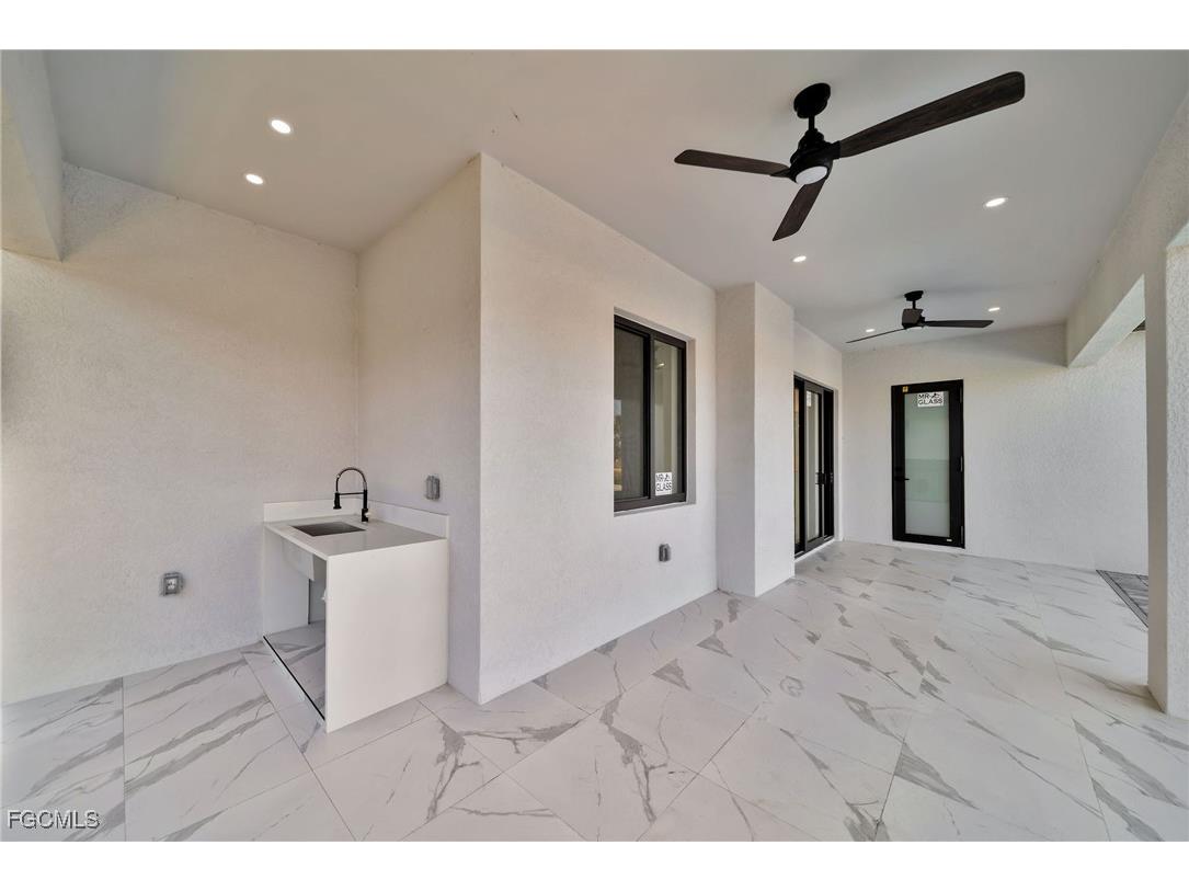 2521 Diplomat Parkway W Cape Coral FL 33993 2025022914 image28