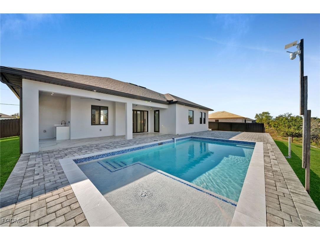 2521 Diplomat Parkway W Cape Coral FL 33993 2025022914 image29