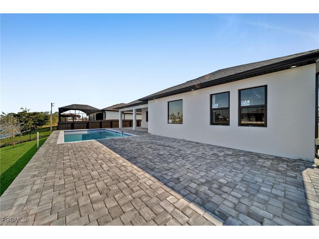 2521 Diplomat Parkway W Cape Coral FL 33993 2025022914 image30
