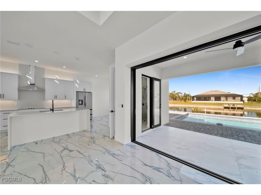 2521 Diplomat Parkway W Cape Coral FL 33993 2025022914 image9