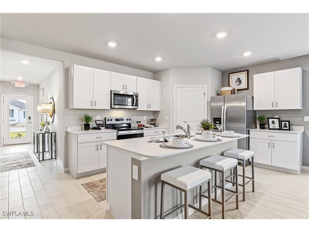 2521 NW 28th Terrace Cape Coral FL 33993 225078441 image6