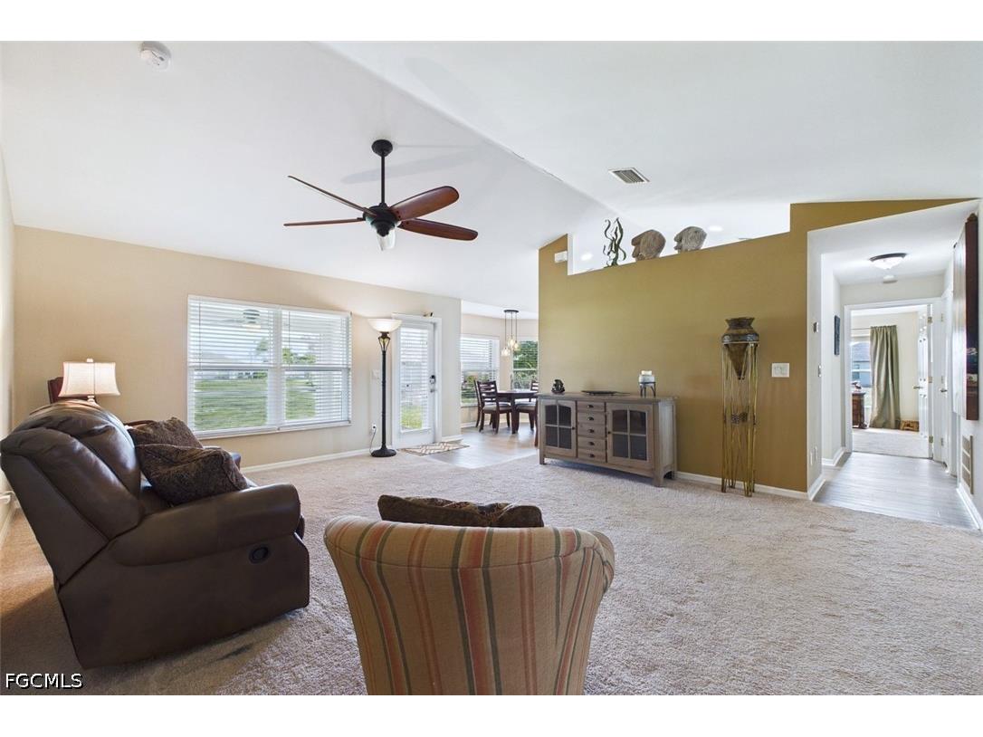 2521 NW 6th Terrace Cape Coral FL 33993 2026013062 image18