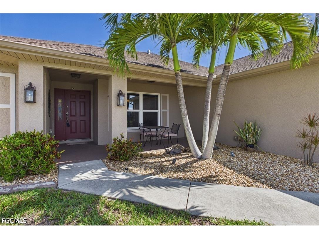 2521 NW 6th Terrace Cape Coral FL 33993 2026013062 image3