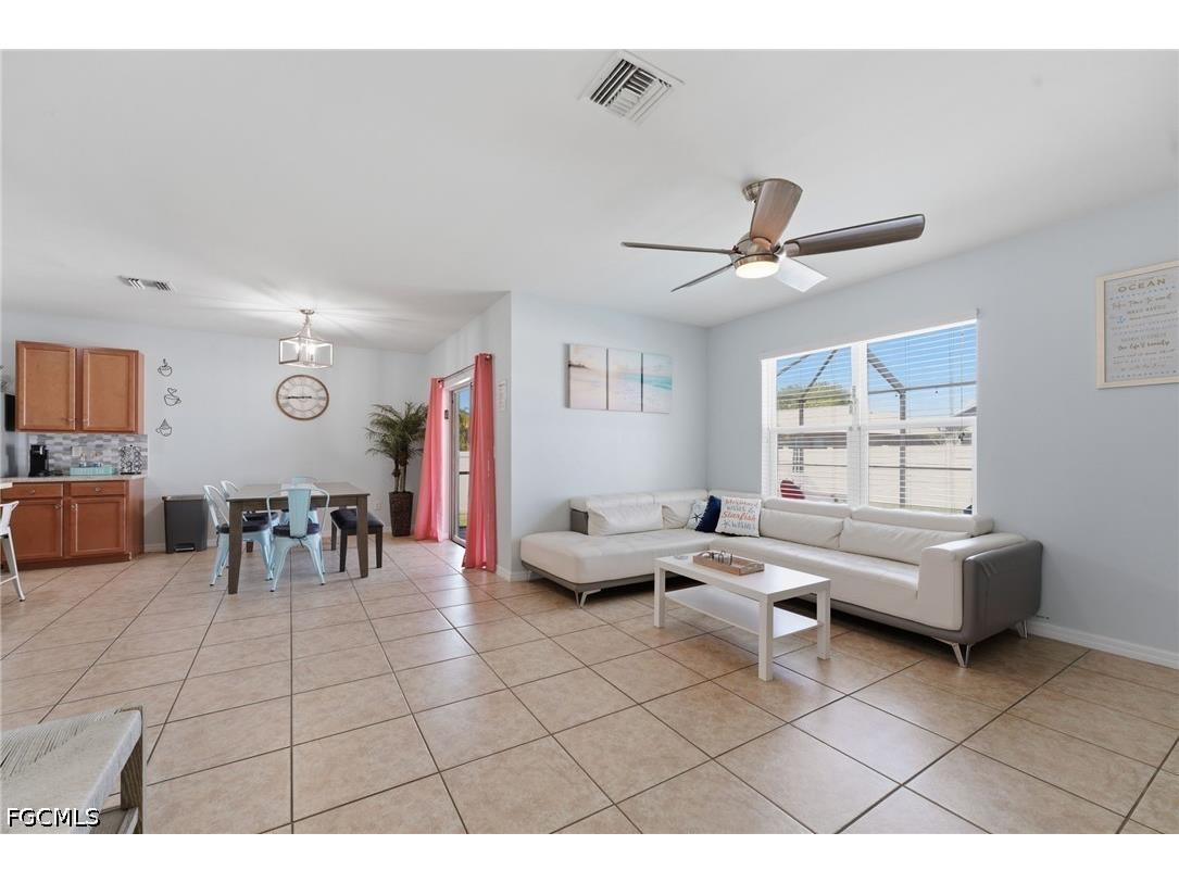 2521 SW 11th Place Cape Coral FL 33914 2026017401 image6