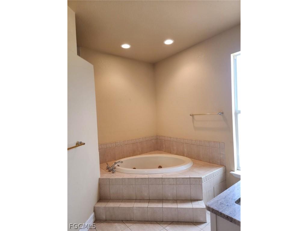 25211 Roland Lane Punta Gorda FL 33955 2026009159 image10