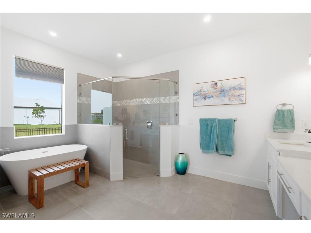 2522 NW 1st Terrace Cape Coral FL 33993 226007884 image26