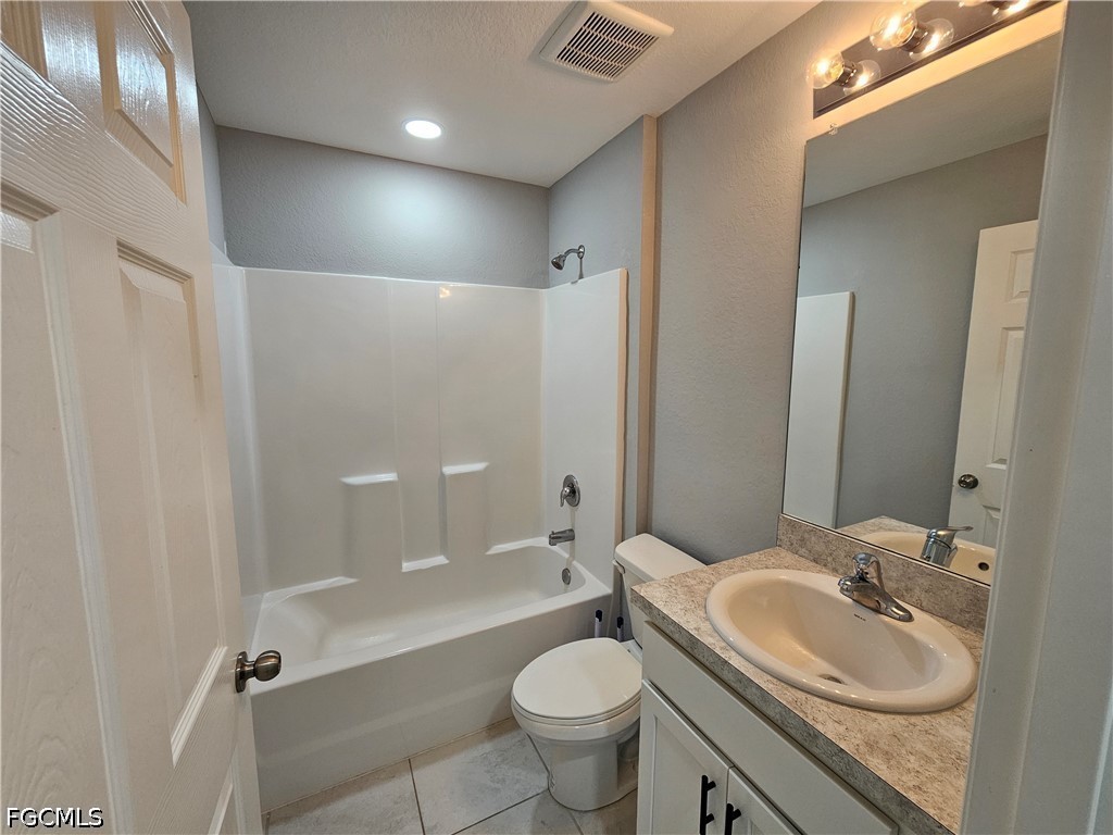 2523 NE 6th Place Cape Coral FL 33909 2026027944 image19