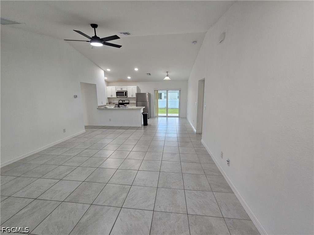 2523 NE 6th Place Cape Coral FL 33909 2026027944 image3