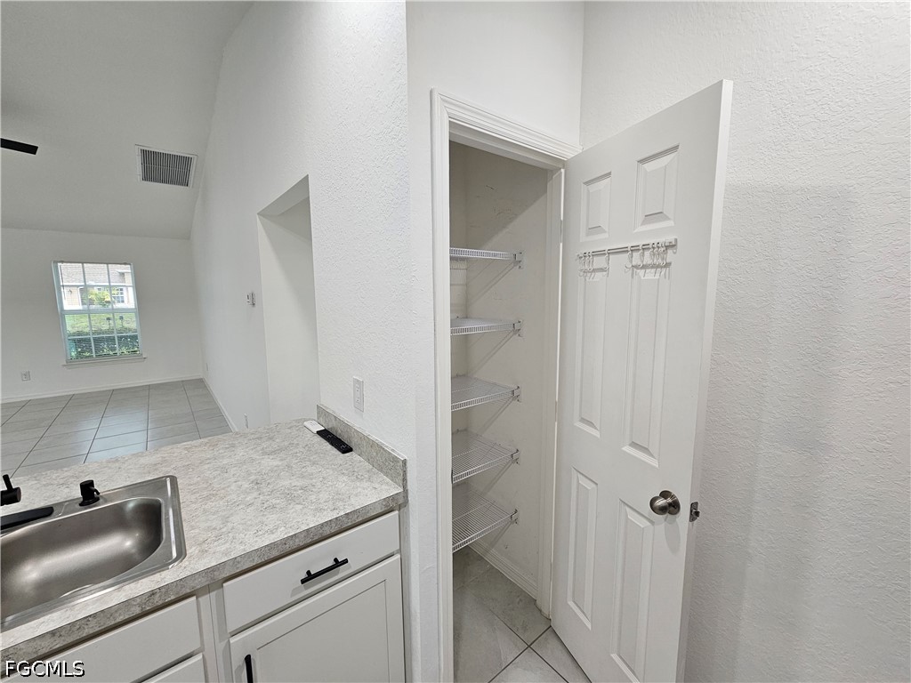 2523 NE 6th Place Cape Coral FL 33909 2026027944 image8