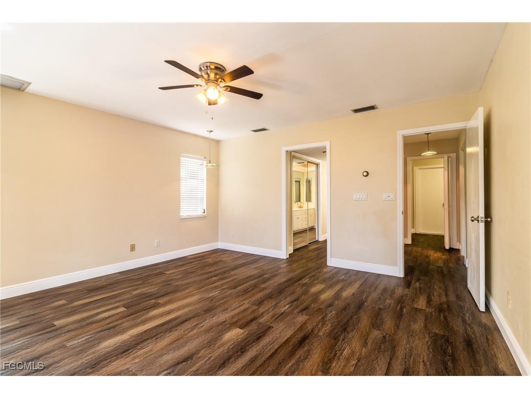 2523 SE 24th Place Cape Coral FL 33904 2025003626 image10