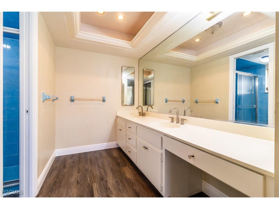 2523 SE 24th Place Cape Coral FL 33904 2025003626 image12