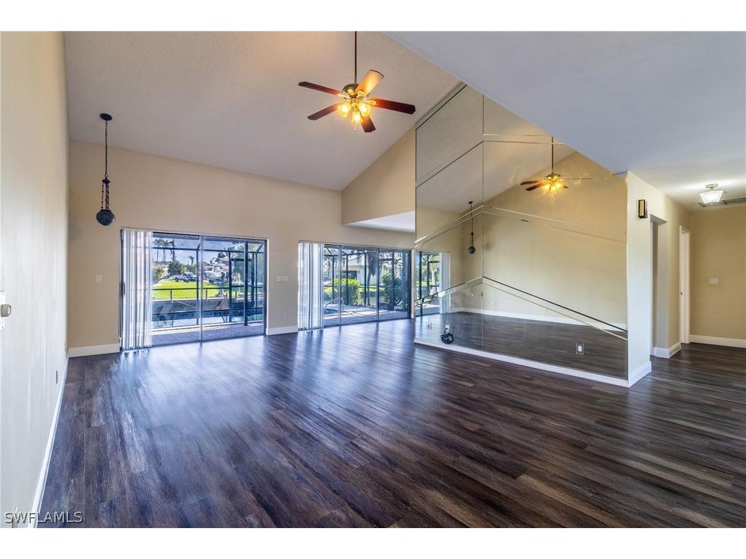 2523 SE 24th Place Cape Coral FL 33904 226007256 image3