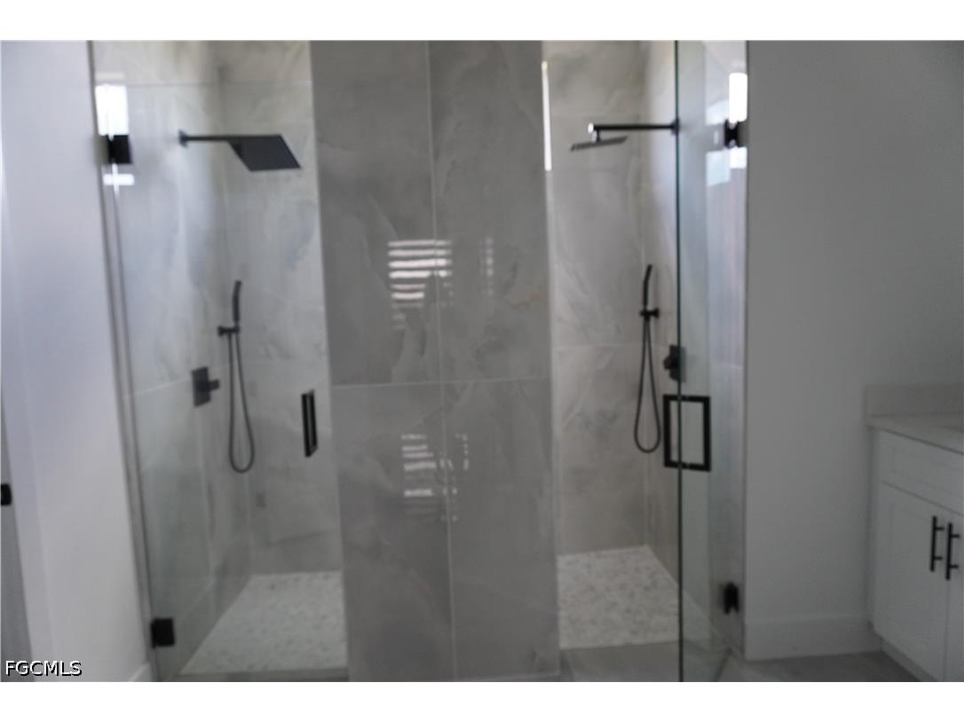 2523 SW 18th Avenue Cape Coral FL 33914 2026024047 image34