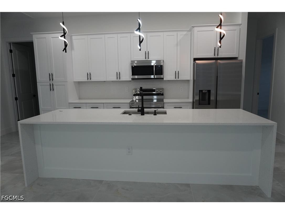 2523 SW 18th Avenue Cape Coral FL 33914 2026024047 image6