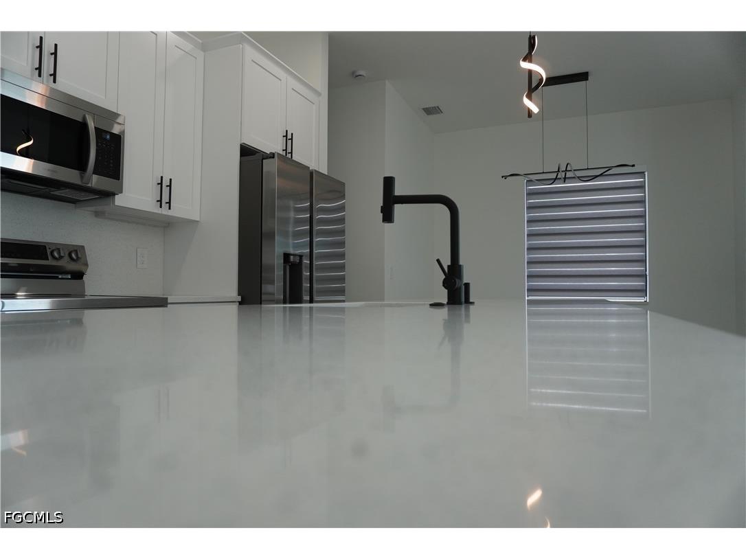 2523 SW 18th Avenue Cape Coral FL 33914 2026024047 image9