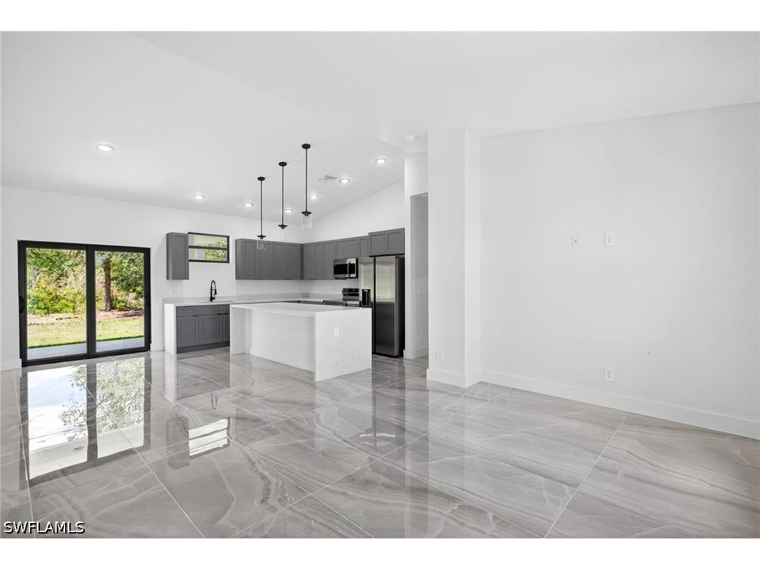 2524 70th Street W Lehigh Acres FL 33971 226018710 image3