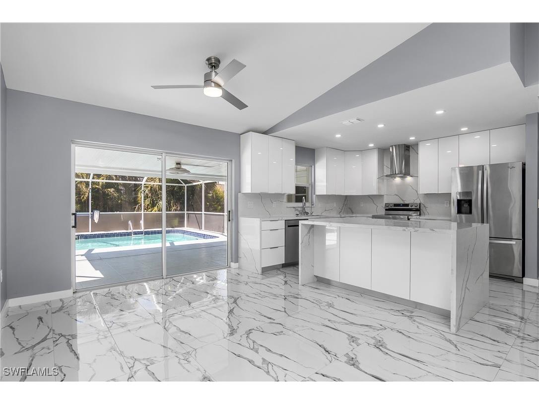 2524 Dora Court Lehigh Acres FL 33971 225079871 image2