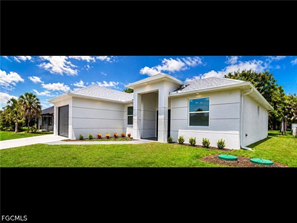 2524 Lakeview Drive Lehigh Acres FL 33936 2026013283 image2