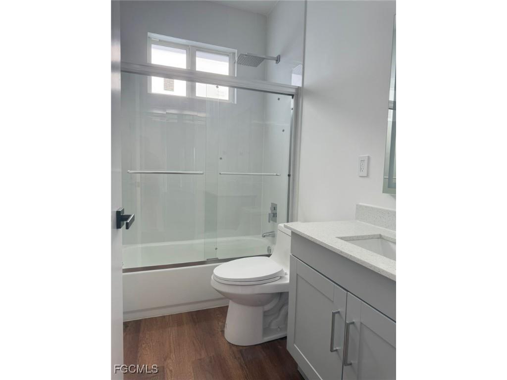 2524 NW 6th Terrace Cape Coral FL 33993 2025012573 image11