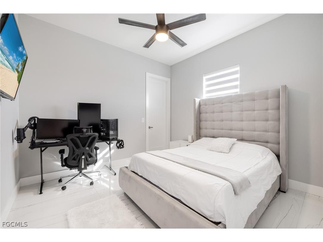 2524 SW 25th Street Cape Coral FL 33914 2026003415 image33