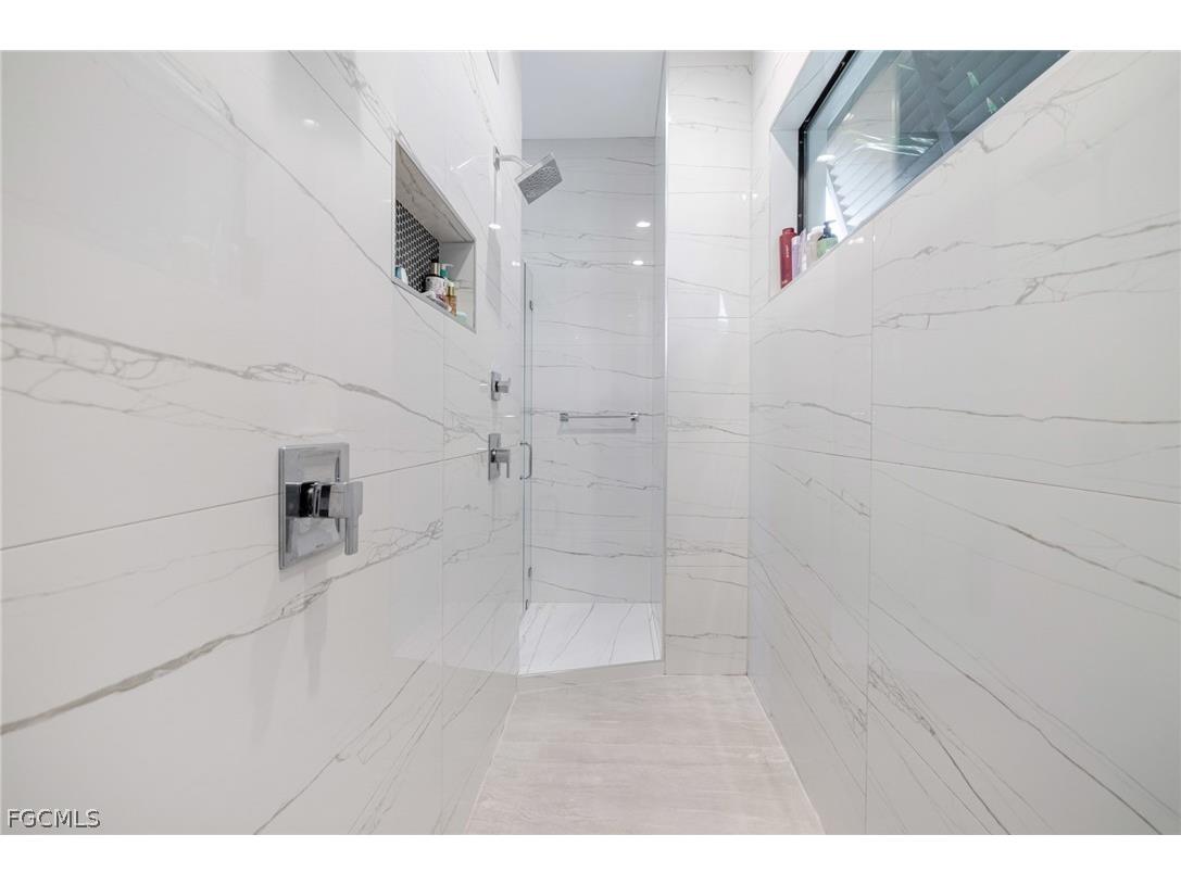 2524 SW 25th Street Cape Coral FL 33914 2026003415 image42