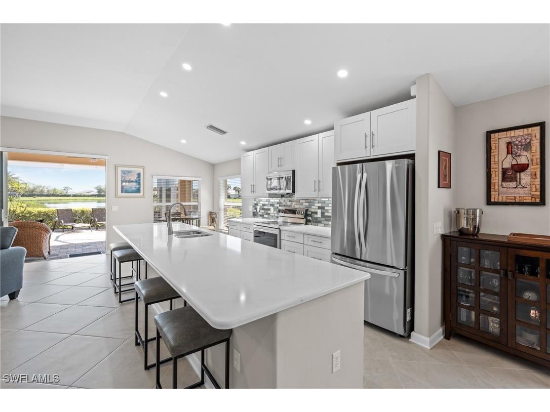 2524 Woodbourne Place Cape Coral FL 33991 225028457 image1