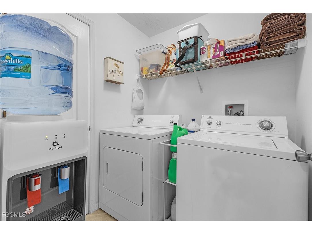 2525 NW 19th Place Cape Coral FL 33993 2026000524 image13