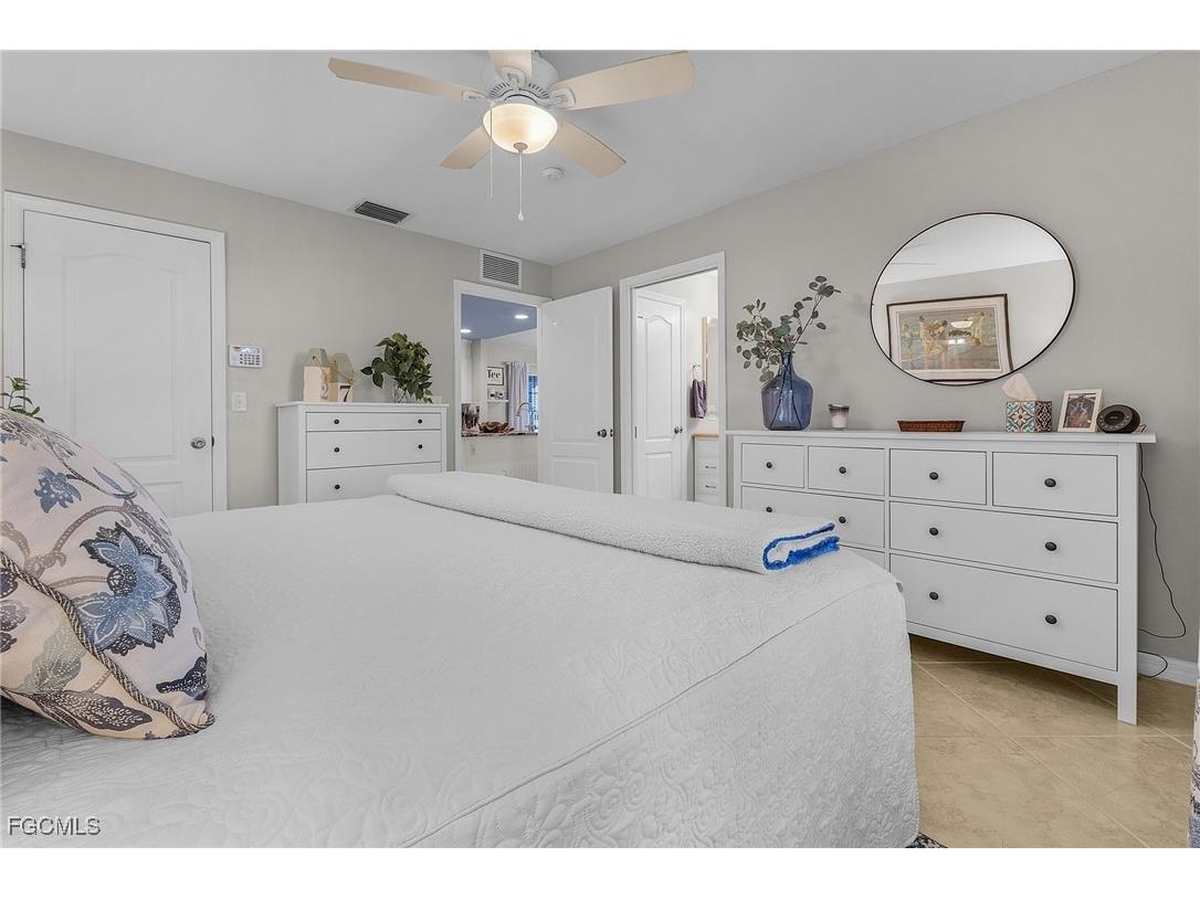 2525 NW 19th Place Cape Coral FL 33993 2026000524 image21