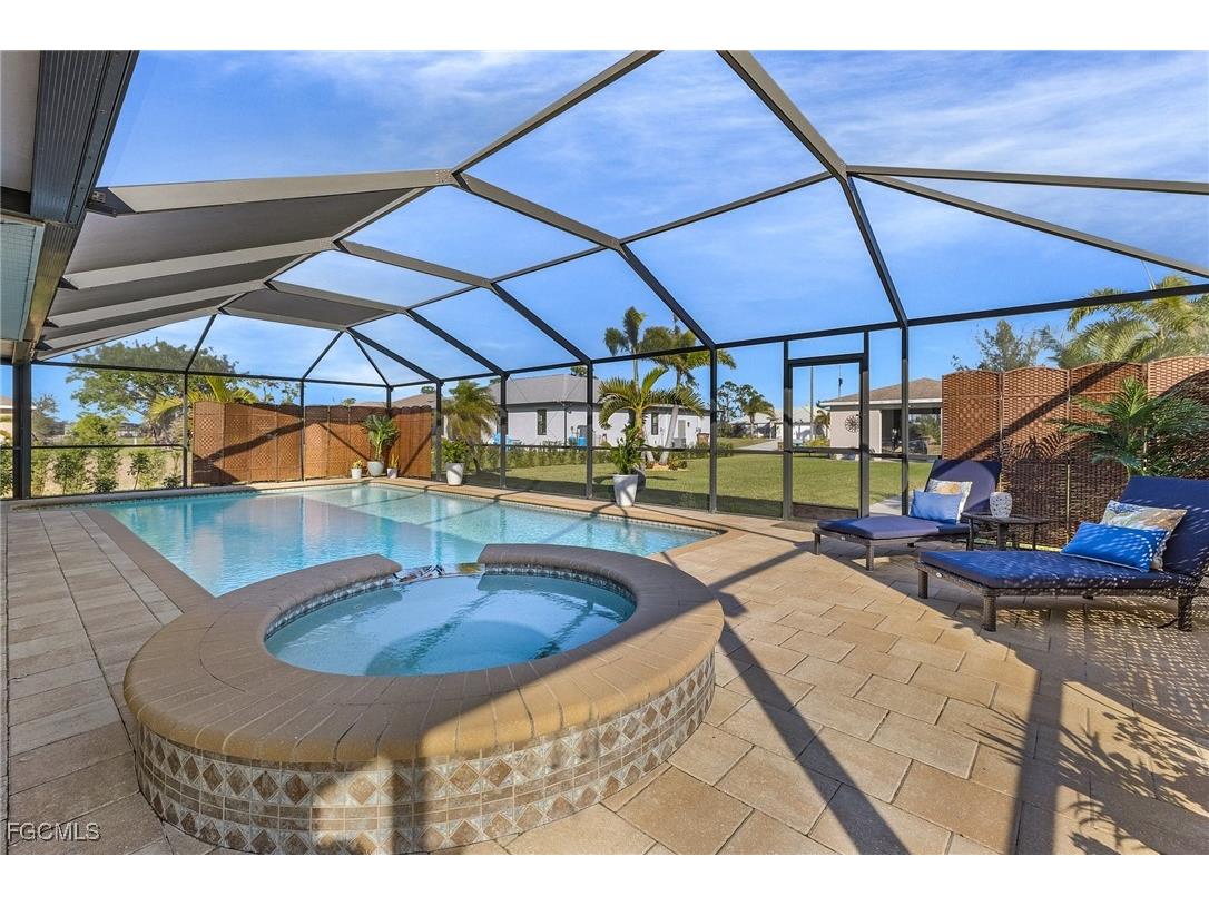2525 NW 19th Place Cape Coral FL 33993 2026000524 image24