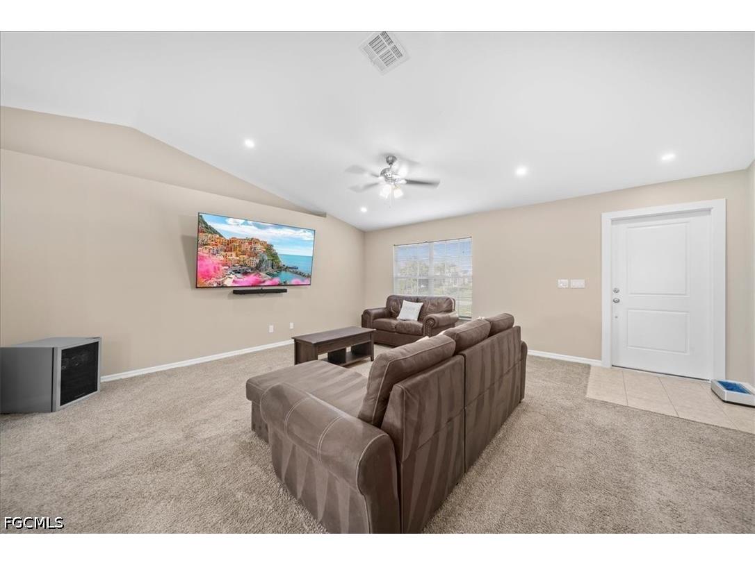 2525 NW 21st Avenue Cape Coral FL 33993 2026016528 image3