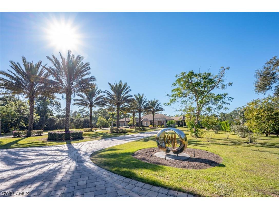 2525 Santa Barbara Boulevard Naples FL 34116 224000068 image1