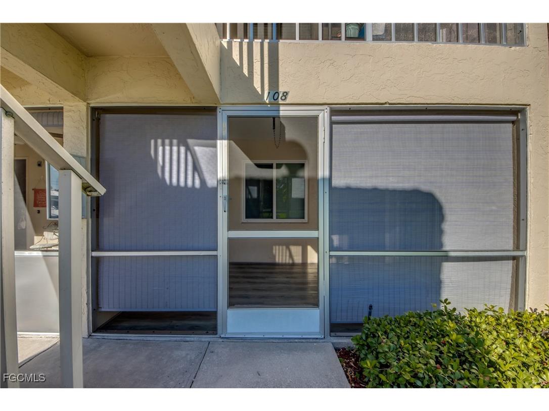 2526 SE 16th Place #108 Cape Coral FL 33904 2025013873 image2