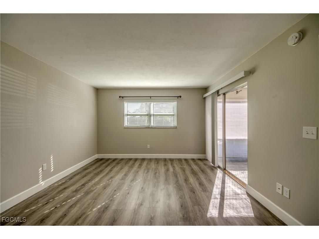 2526 SE 16th Place #108 Cape Coral FL 33904 2025013873 image21