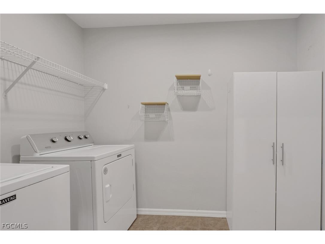 2526 SW 29th Terrace Cape Coral FL 33914 2026009405 image20