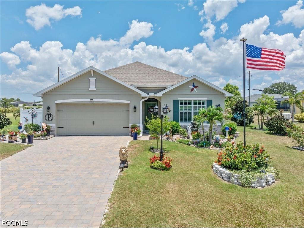 25266 Estrada Circle Punta Gorda FL 33955 2026027899 image1