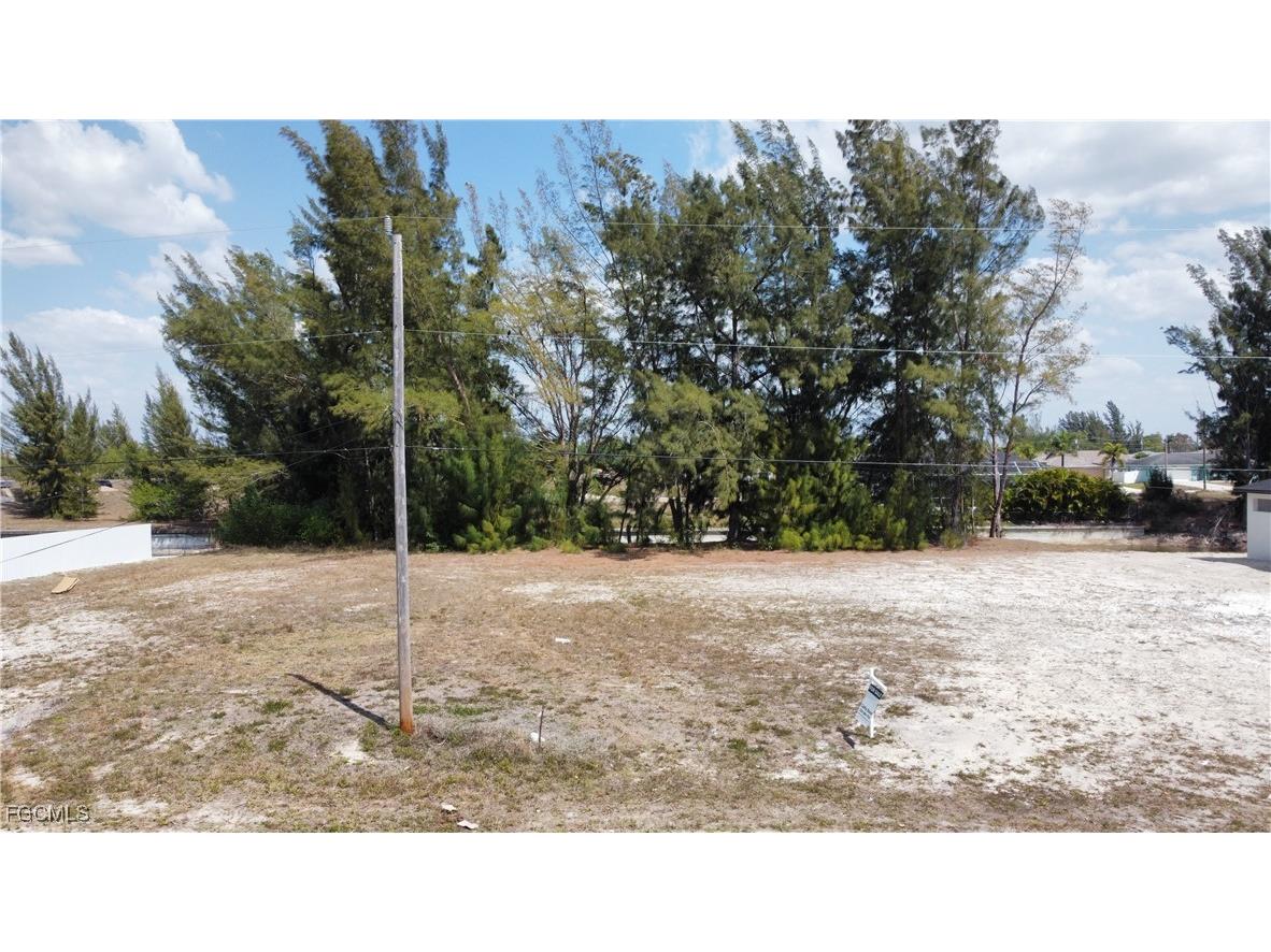 2527 SW 5th Avenue Cape Coral FL 33914 2025013072 image3