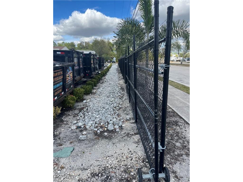 2528 Andalusia Boulevard Cape Coral FL 33909 2026002116 image30