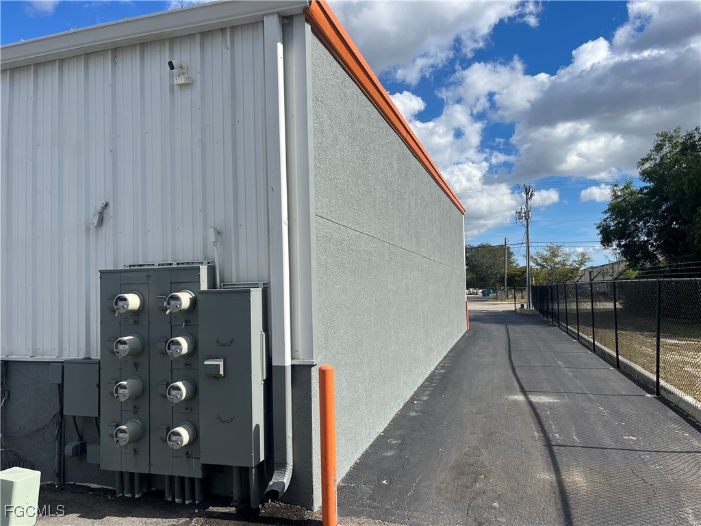 2528 Andalusia Boulevard Cape Coral FL 33909 2026002116 image32