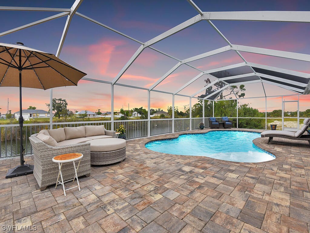 2528 NE 1st Place Cape Coral FL 33909 224015124 image1